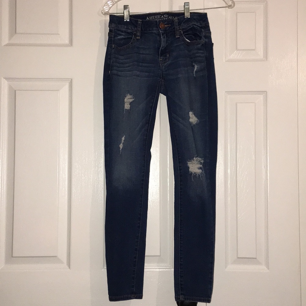 American Eagle Distressed Jeggings 2 Short